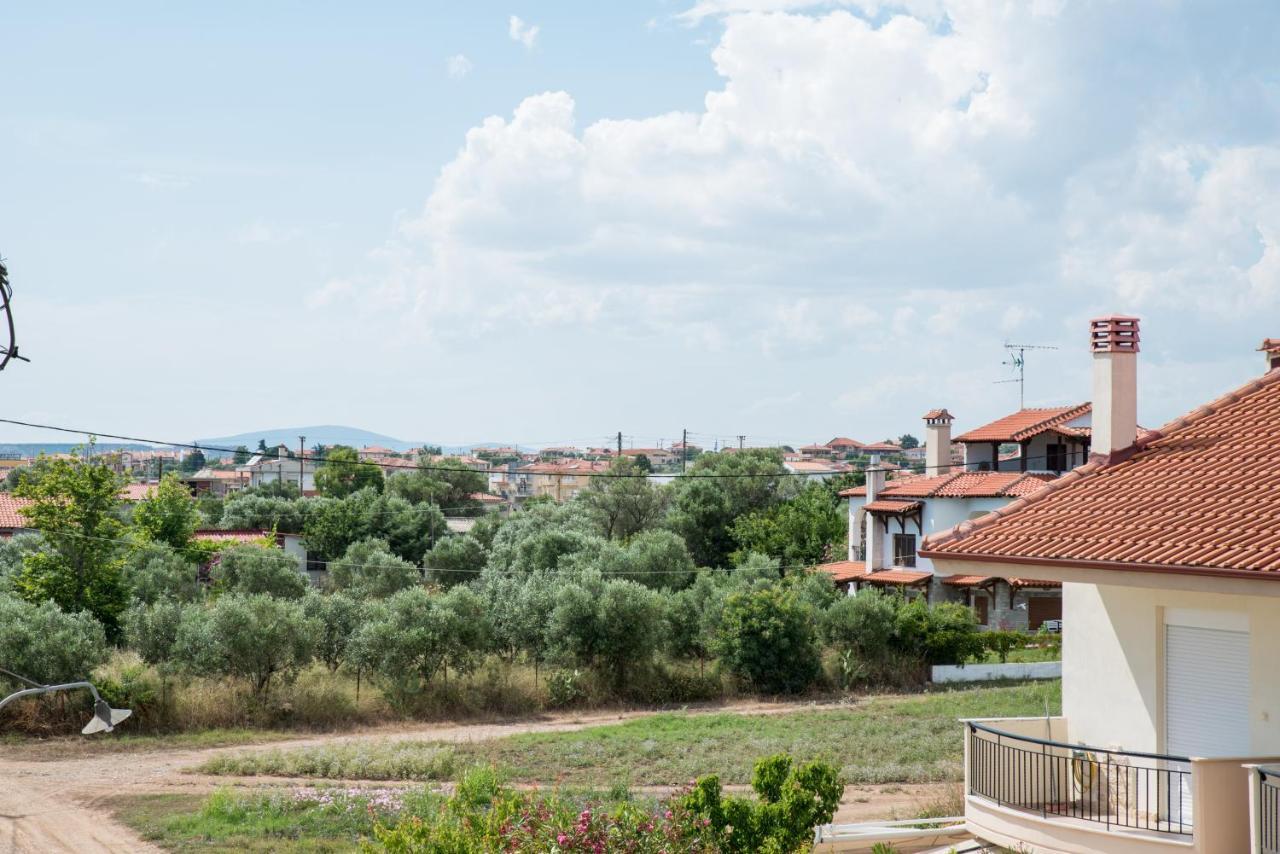 Achilleas Apartments Kalyves Polygyrou Екстериор снимка