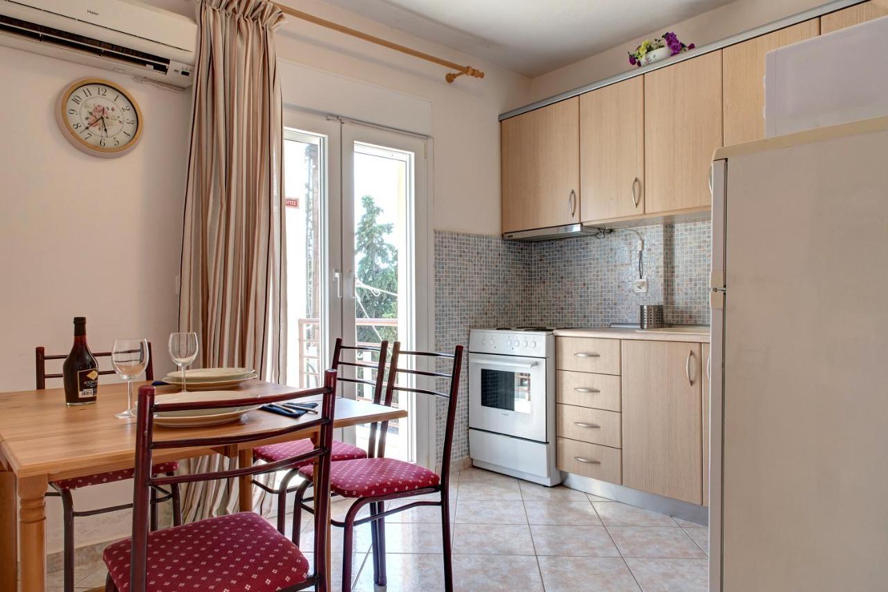 Achilleas Apartments Kalyves Polygyrou Екстериор снимка