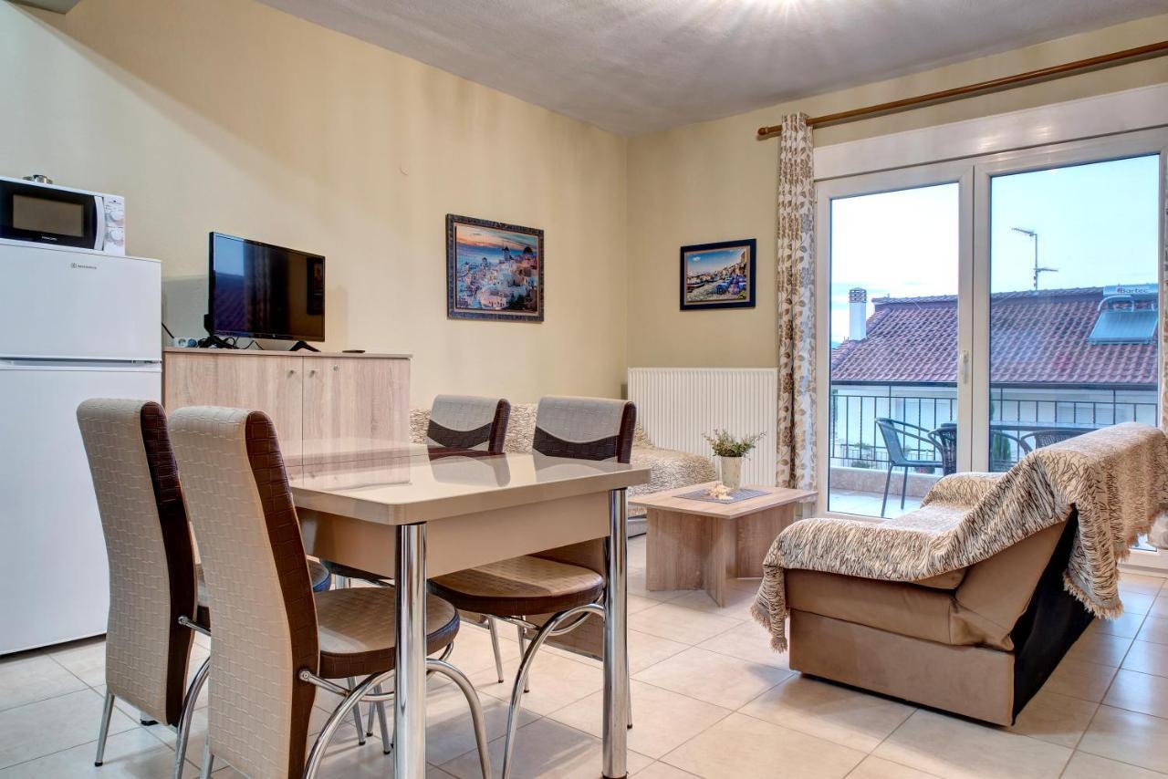 Achilleas Apartments Kalyves Polygyrou Екстериор снимка